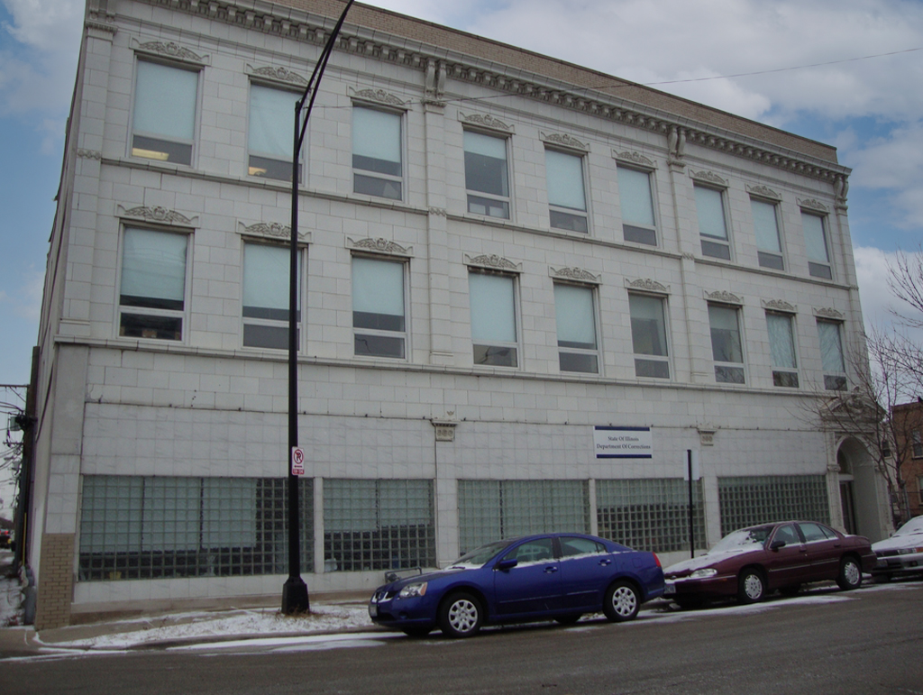 1110 S Oakley Blvd Chicago, IL 60612
