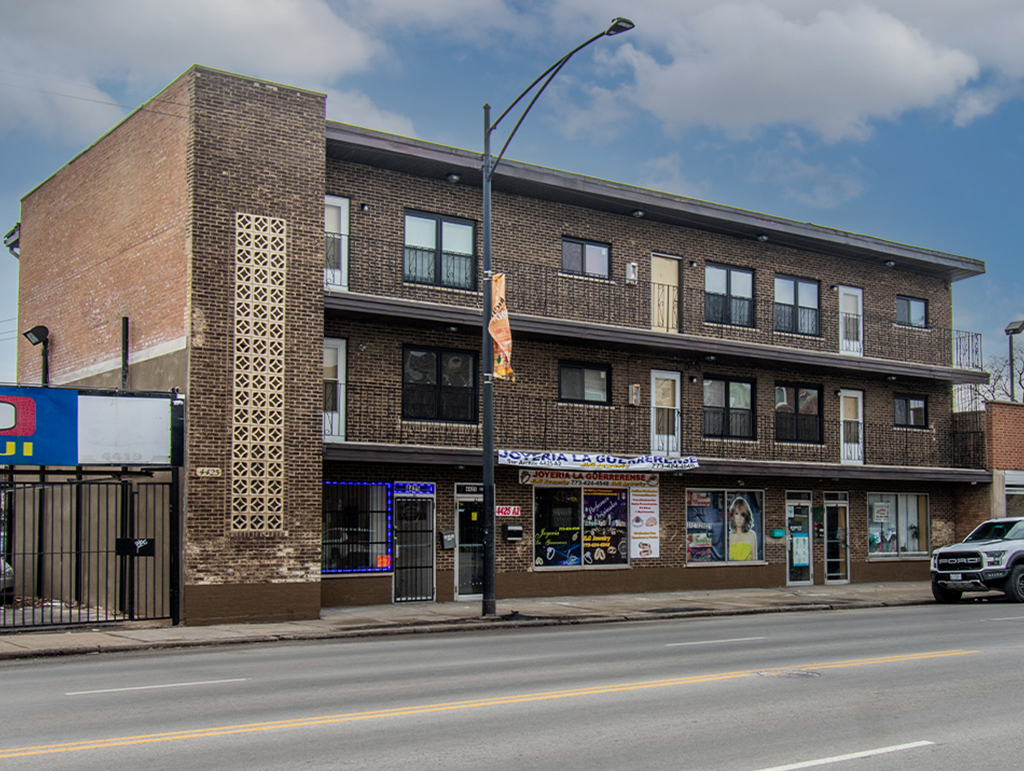 4425 S Archer Ave, Chicago, IL 60632