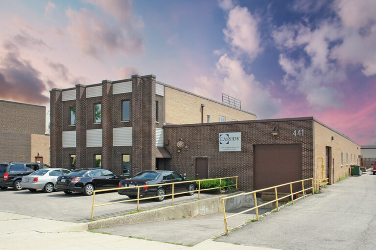 Michael Weaver Closes Industrial Warehouse Site in Bensenville, IL CRER