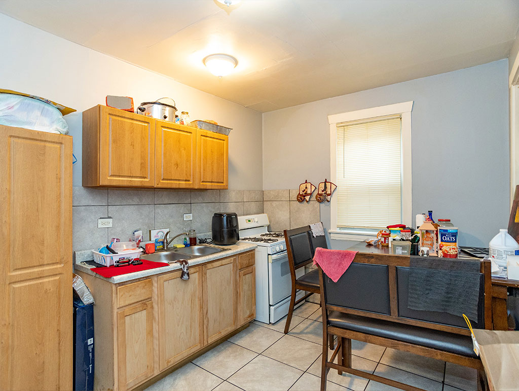 1256 N. Lockwood Ave. Chicago IL 60651
