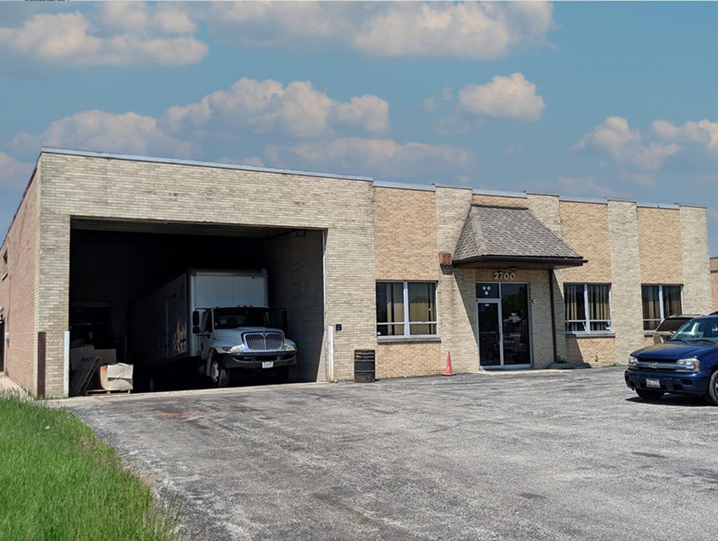 2700 S 21st Ave Broadview, IL 60155