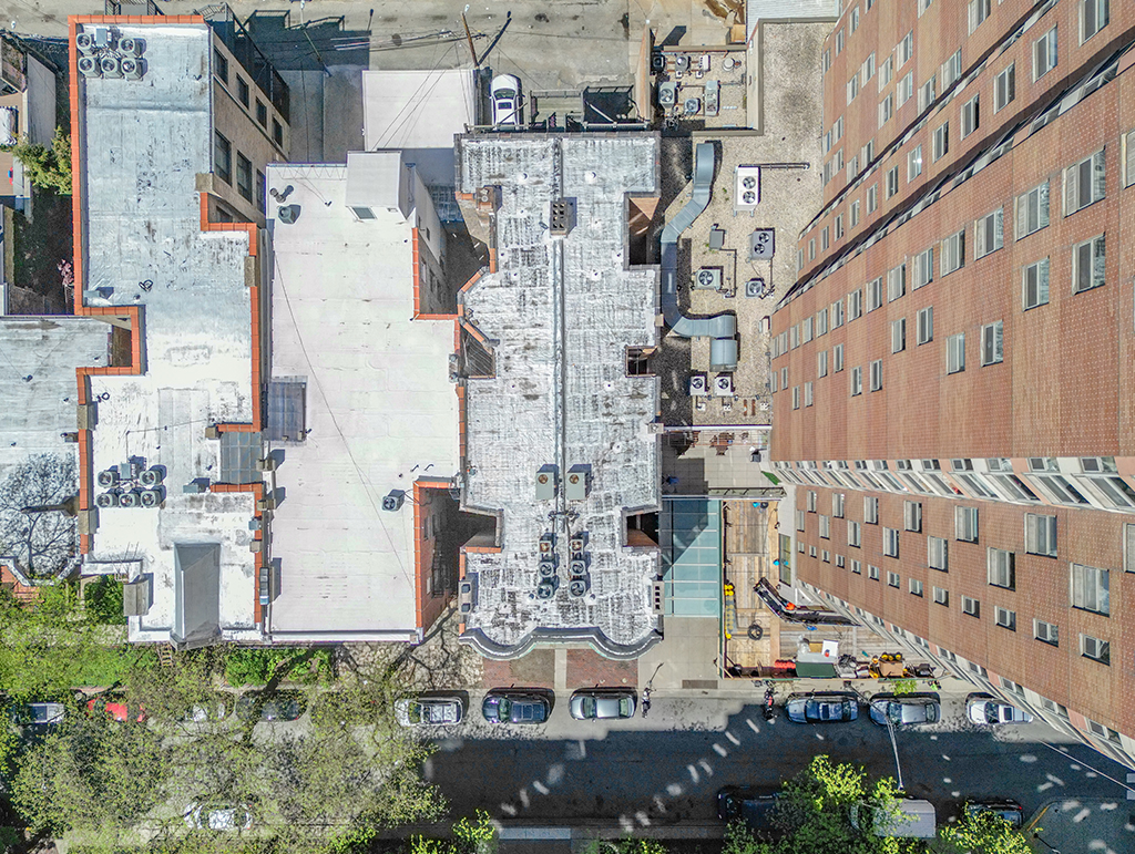 10-12 W Chestnut St, Chicago, IL 60610-3362