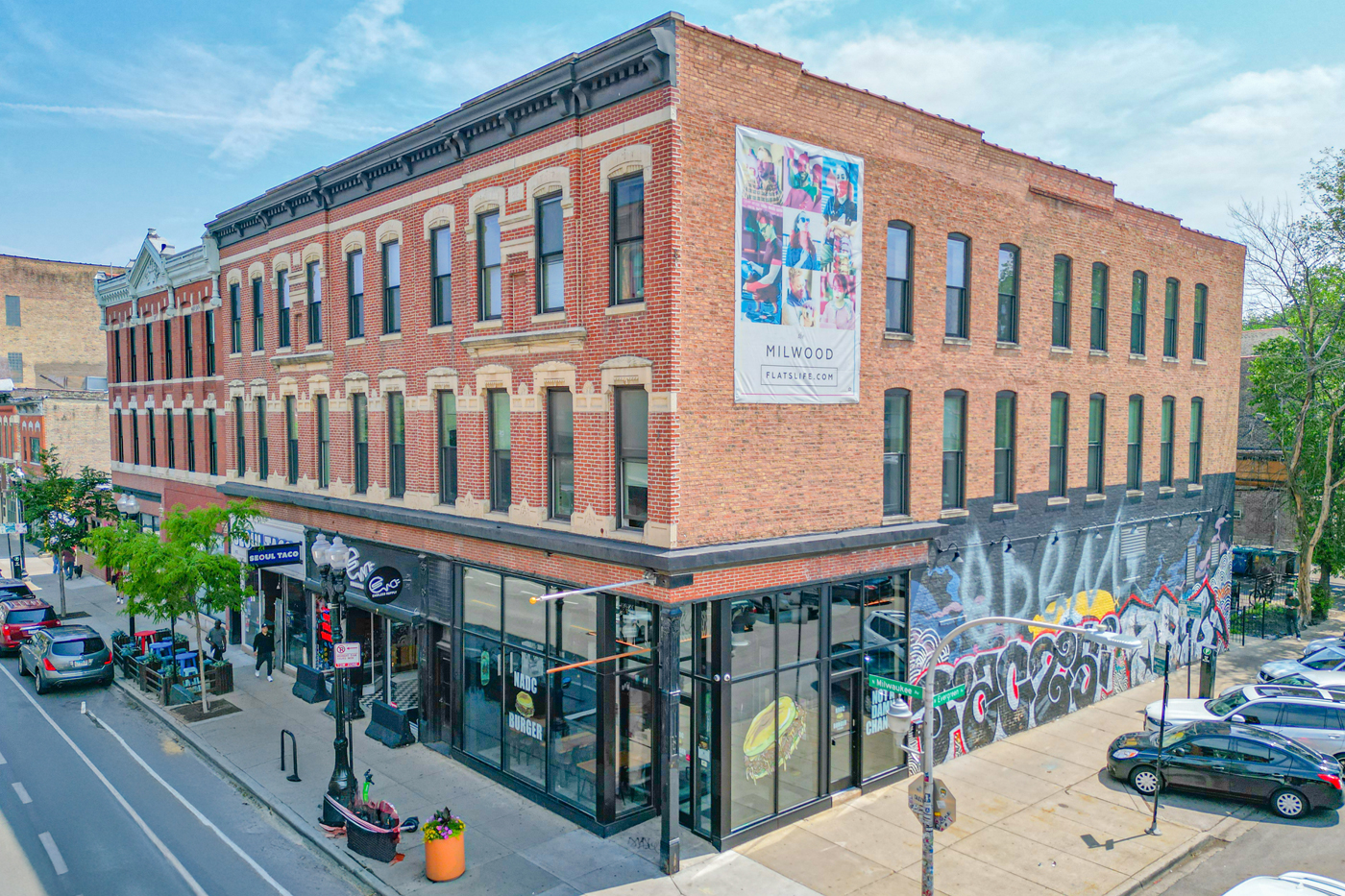 1422 N. Milwaukee Ave Chicago, IL 60622