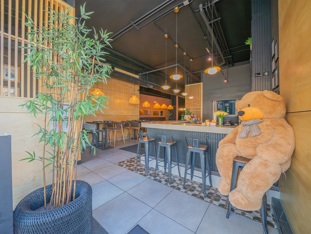 1858 N. Western Ave, Chicago, IL 60647