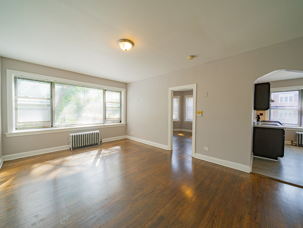 7646 S Ingleside Ave Chicago, IL 60619