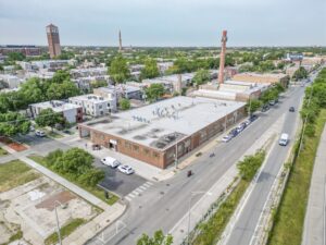 3305 W Harrison St, Chicago, IL 60624