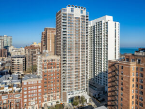 420 W Belmont Ave, Chicago, IL 60657